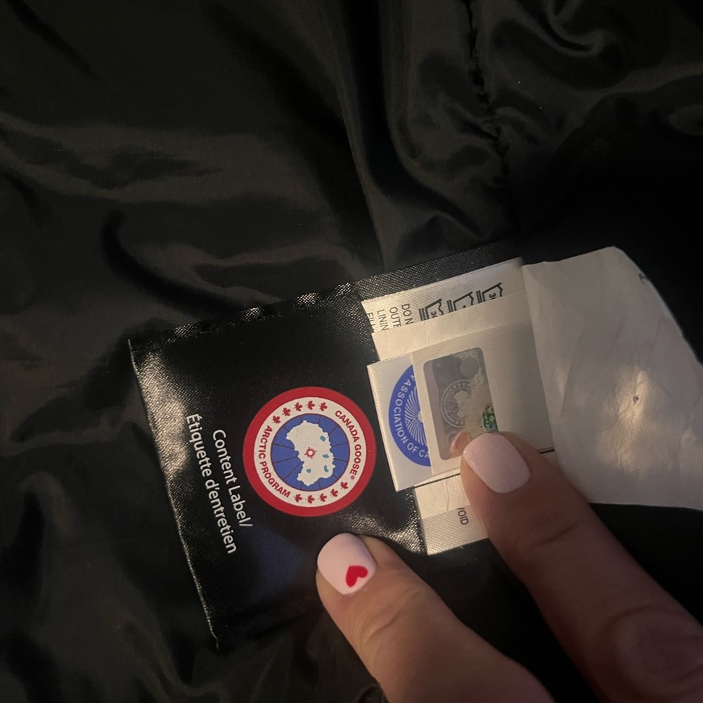 Canada Goose Burgundy Puffer Jacket - Picture 5 of 5
